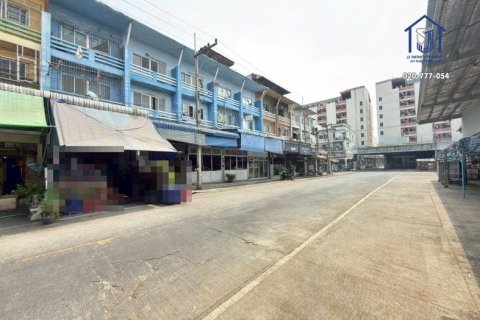 Townhouse in Khlong Luang, Thailand 3 bedrooms № 167400 - photo 2