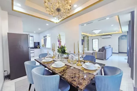 Вилла в Паттайе, Таиланд с 6 спальнями  № 139206 - фото 15