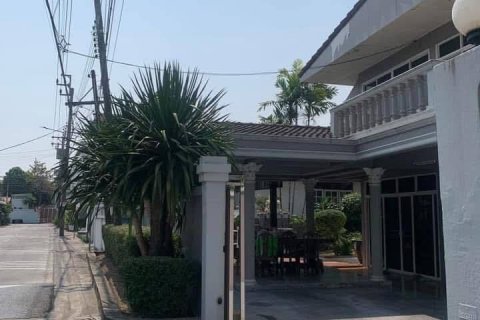 House in Lat Phrao, Bangkok, Thailand 5 bedrooms № 139204 - photo 13