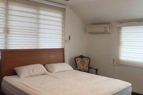 House in Lat Phrao, Bangkok, Thailand 5 bedrooms № 139204 - photo 4