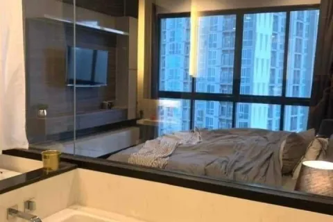 Duplex in Huai Khwang, Bangkok, Thailand 3 Schlafzimmer № 215264 - Foto 10