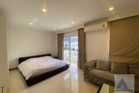 Reihenhaus in Watthana, Bangkok, Thailand 4 Schlafzimmer № 215267 - Foto 8