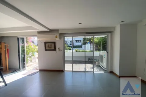 Reihenhaus in Watthana, Bangkok, Thailand 4 Schlafzimmer № 215267 - Foto 5