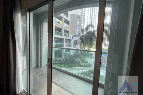Duplex in Huai Khwang, Bangkok, Thailand 3 Schlafzimmer № 215262 - Foto 11