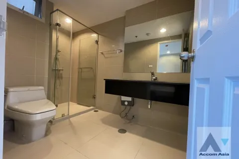 Duplex in Huai Khwang, Bangkok, Thailand 3 Schlafzimmer № 215262 - Foto 7
