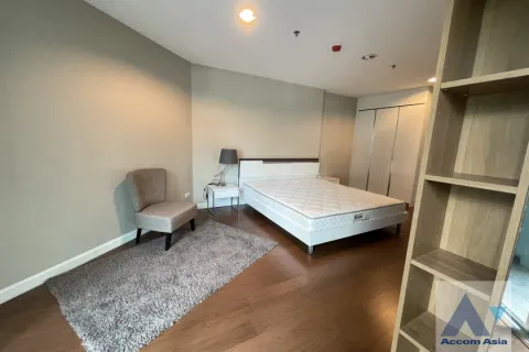 Duplex in Huai Khwang, Bangkok, Thailand 3 Schlafzimmer № 215262 - Foto 2