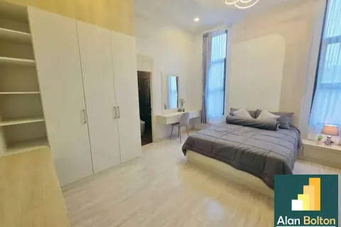 Casa de 3 dormitorios en Pattaya, Tailandia № 211175 - foto 10