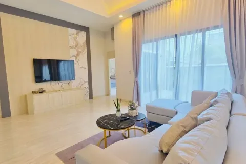 Casa de 3 dormitorios en Pattaya, Tailandia № 211175 - foto 26
