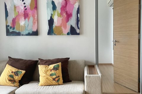 Condo in Bangkok, Thailand, 2 bedrooms № 178989 - photo 3