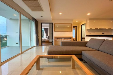 Condo in Bang Lamung, Thailand, 2 bedrooms № 178984 - photo 4