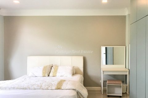 Condo in Pattaya, Thailand, 2 bedrooms № 178983 - photo 4