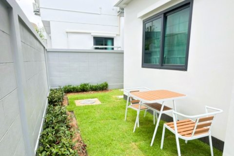 House in Pattaya, Thailand 4 bedrooms № 178988 - photo 3