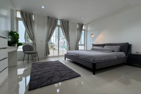 House in Pattaya, Thailand 3 bedrooms № 178987 - photo 6