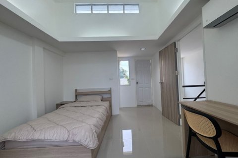 House in Pattaya, Thailand 3 bedrooms № 178987 - photo 11