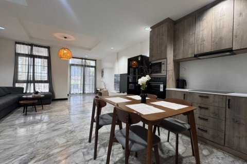 House in Pattaya, Thailand 3 bedrooms № 178987 - photo 17