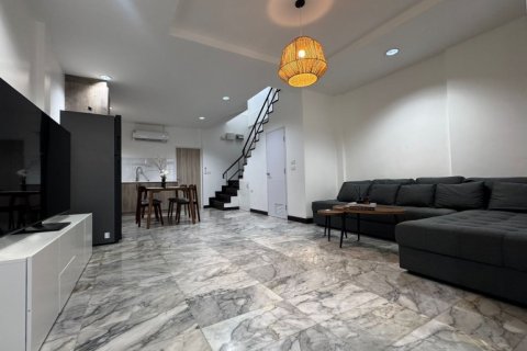 House in Pattaya, Thailand 3 bedrooms № 178987 - photo 13
