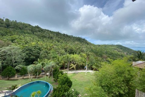 Villa in Ko Samui, Thailand 4 bedrooms № 180070 - photo 16