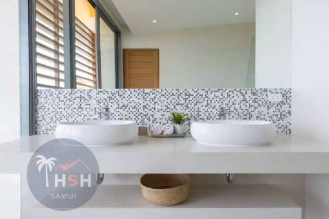 Villa in Ko Samui, Thailand 3 bedrooms № 180074 - photo 20