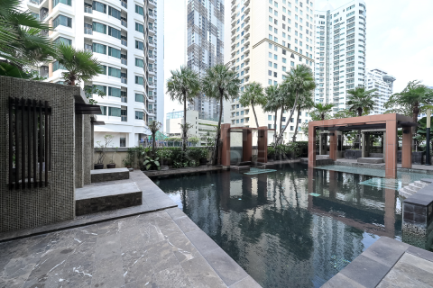 Condo à Bangkok, Thaïlande, 4 chambres  № 210201