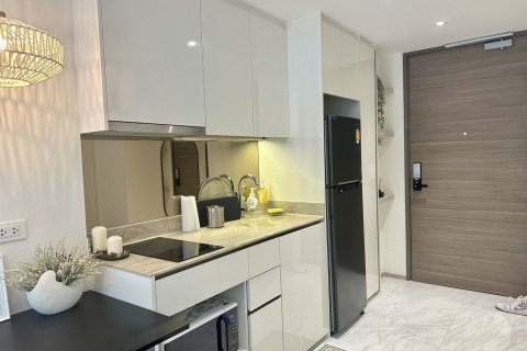 Studio in the Condo in Khlong Toei, Bangkok, Thailand № 157269 - photo 7