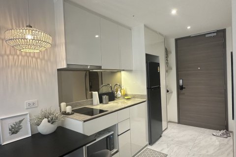 Studio in the Condo in Khlong Toei, Bangkok, Thailand № 157269 - photo 6