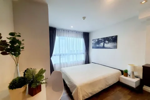 Студия в кондо в Ваттхане, Бангкок, Таиланд № 157268 - фото 4