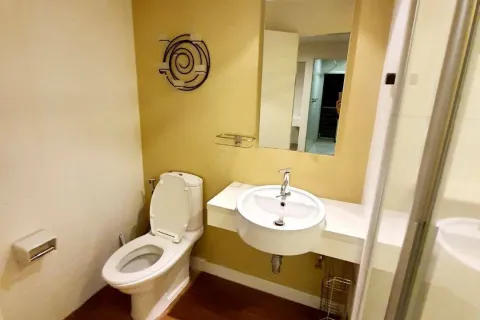 Студия в кондо в Ваттхане, Бангкок, Таиланд № 157268 - фото 6