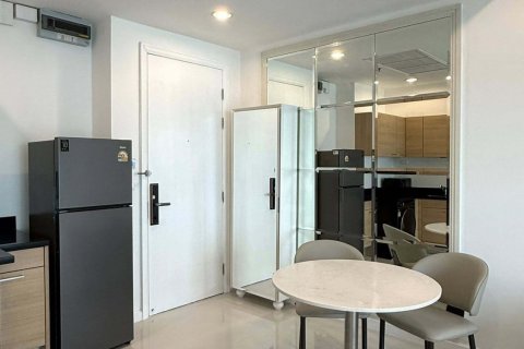 Studio in the Condo in Pathum Wan, Bangkok, Thailand  № 157270 - photo 3