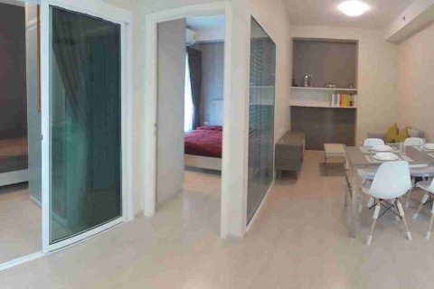 Condo in Bangkok, Thailand, 2 bedrooms № 183558 - photo 6