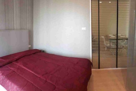 Condo in Bangkok, Thailand, 2 bedrooms № 183558 - photo 7