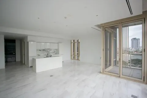 Condo in Sathon, Bangkok, Thailand, 2 bedrooms  № 160476 - photo 6