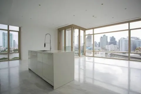 Condo in Sathon, Bangkok, Thailand, 2 bedrooms  № 160476 - photo 2
