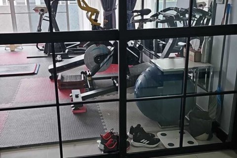 Condo in Watthana, Bangkok, Thailand, 3 bedrooms  № 160478 - photo 11