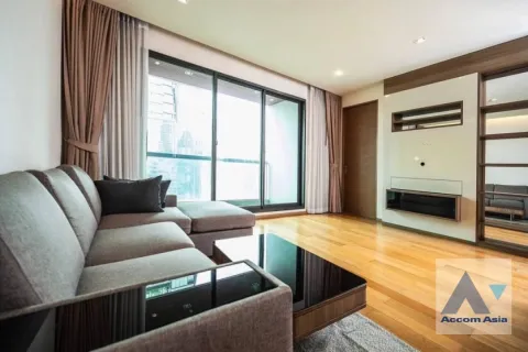 Condominio de 2 dormitorios en Bang Rak, Bangkok, Tailandia № 216456