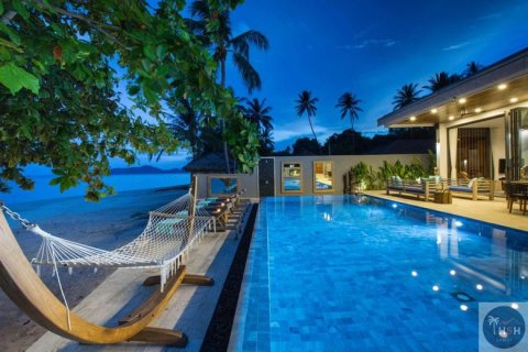 Villa in Ko Samui, Thailand 6 bedrooms № 180253 - photo 4