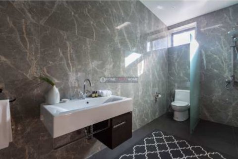 Villa in Ko Samui, Thailand 3 bedrooms № 180251 - photo 14
