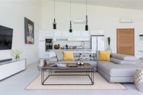 Villa in Ko Samui, Thailand 3 bedrooms № 180251 - photo 17
