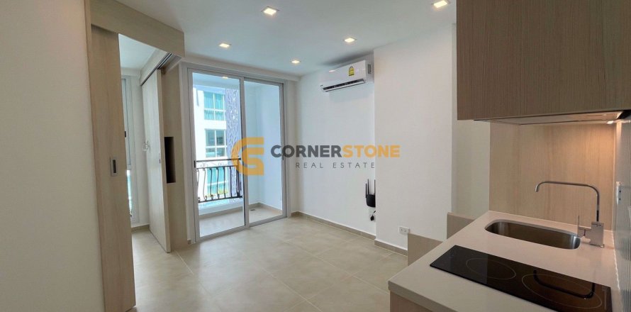 Studio in the Condo in Pattaya, Thailand № 204954