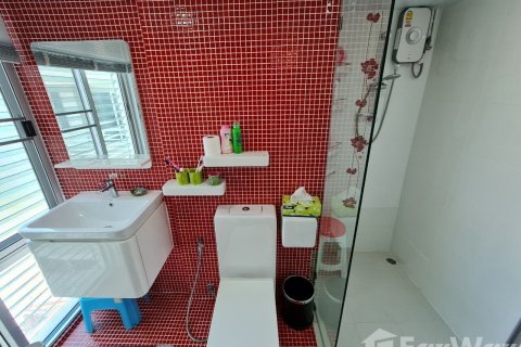 Condo à Hua Hin, Thaïlande, 2 chambres  № 142452 - photo 16