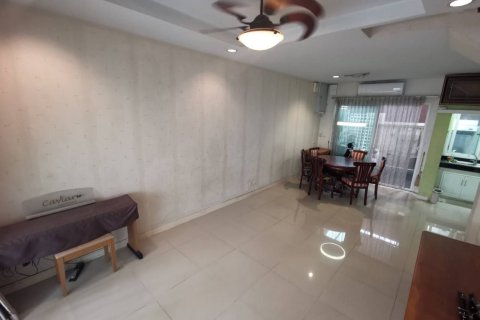 House in Yan Nawa, Bangkok, Thailand 3 bedrooms № 153452 - photo 5