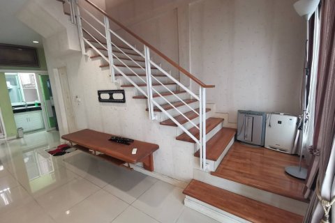 House in Yan Nawa, Bangkok, Thailand 3 bedrooms № 153452 - photo 7