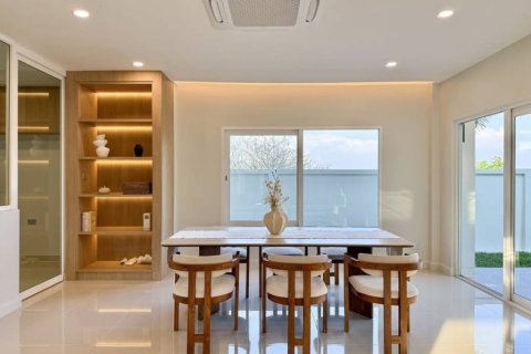 House in Phuket, Thailand 5 bedrooms № 163854 - photo 8