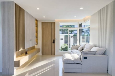 House in Phuket, Thailand 5 bedrooms № 163854 - photo 3