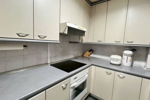 Condo in Khlong Toei, Bangkok, Thailand, 2 bedrooms  № 163860 - photo 10