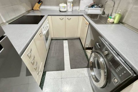 Condo in Khlong Toei, Bangkok, Thailand, 2 bedrooms  № 163860 - photo 7