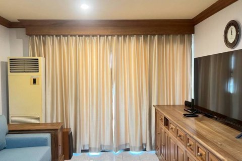 Condo in Khlong Toei, Bangkok, Thailand, 2 bedrooms  № 163860 - photo 6