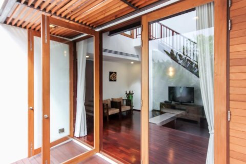 Villa in Pran Buri, Thailand 3 bedrooms № 168487 - photo 19