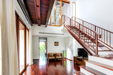 Villa in Pran Buri, Thailand 3 bedrooms № 168487 - photo 7