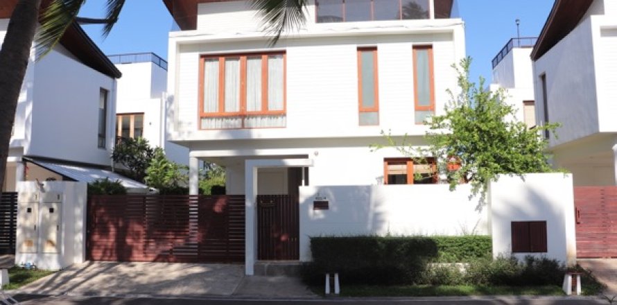 Villa in Pran Buri, Thailand 3 bedrooms № 168490