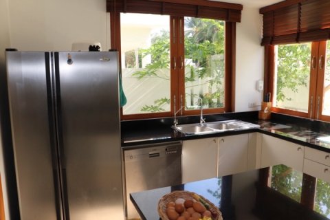 Villa in Pran Buri, Thailand 3 bedrooms № 168490 - photo 14